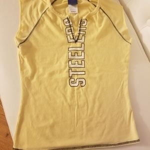 Women Reebok Yellow Steelers t-shirt